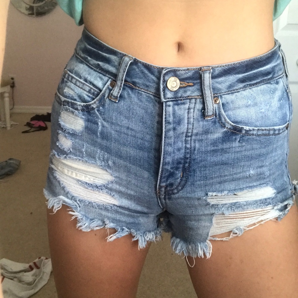distressed high rise jean shorts size 1